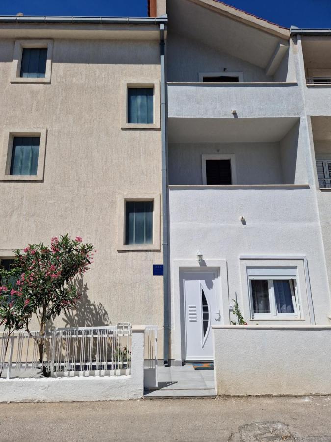 شقة Apartman Leana سبليت المظهر الخارجي الصورة